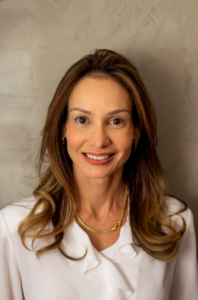 Dra Helena Segaloto 