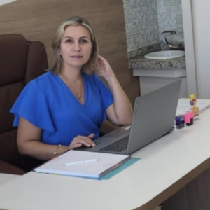 Dra Roberta Audi