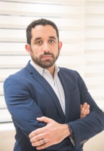 Dr Gabriel Santiago 