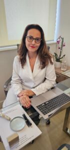 Dra Monique Resende