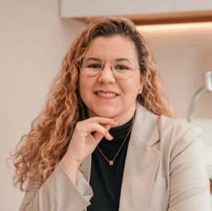 Dra Juliana Prado