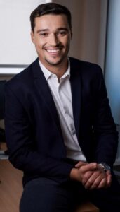 Dr Victor Kubis